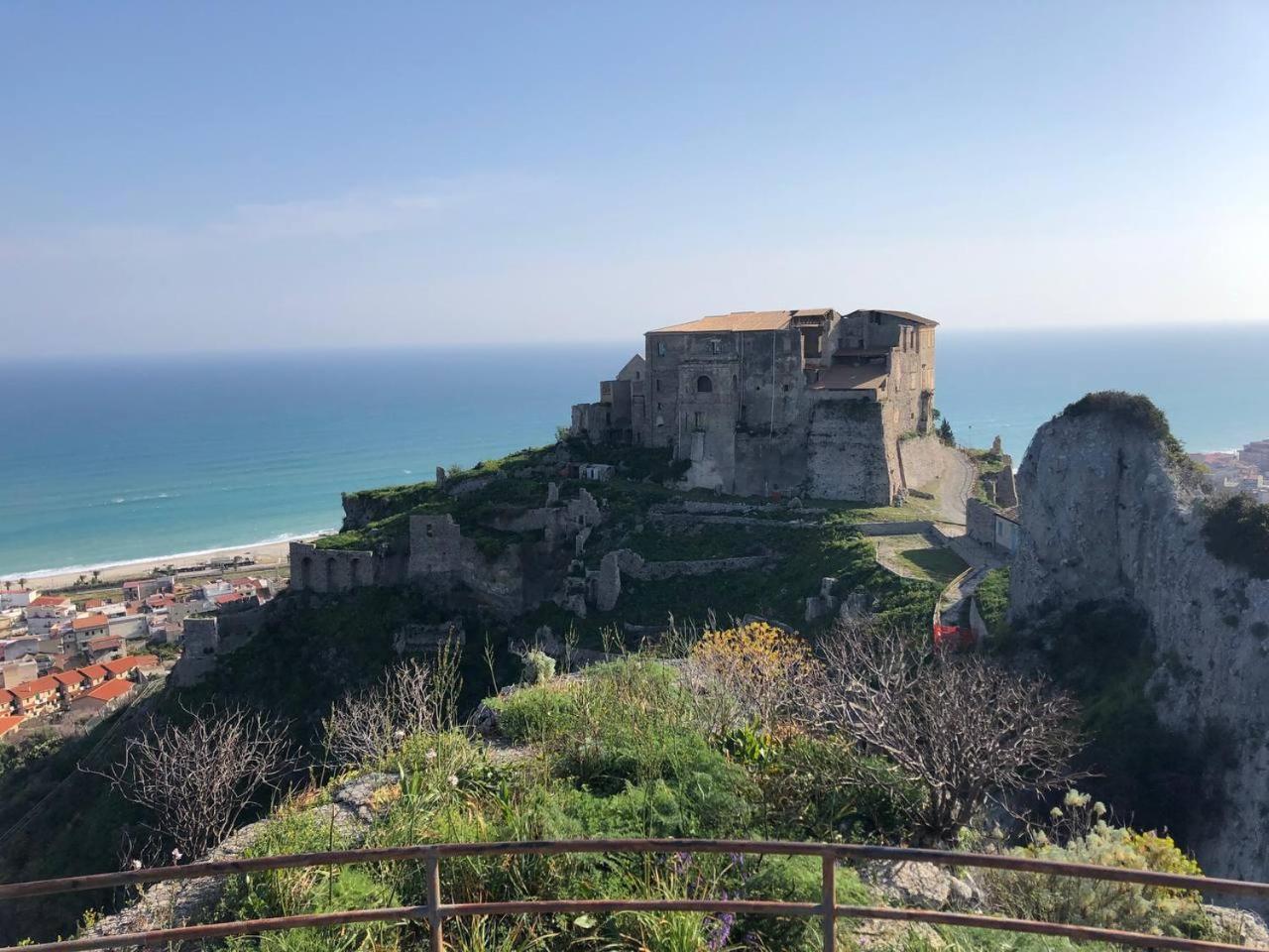 Blue Sea Bed & Breakfast Roccella Ionica Exterior photo